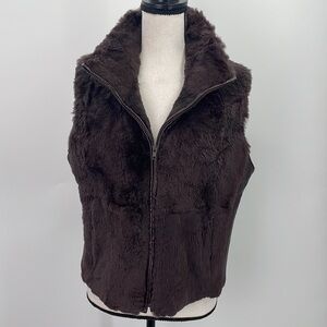 Vintage  beautiful Saint Yves Canada chocolate brown rabbit fur vest medium